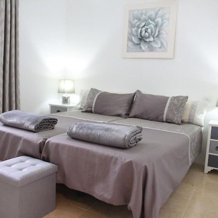 Castillo Holiday Apartment- Puerta Del Sol 245 カレタ・デ・フステ エクステリア 写真
