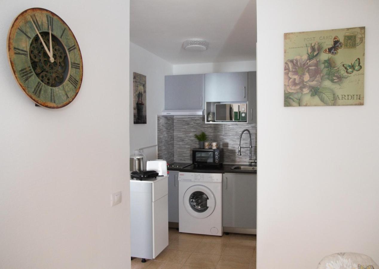 Castillo Holiday Apartment- Puerta Del Sol 245 カレタ・デ・フステ エクステリア 写真