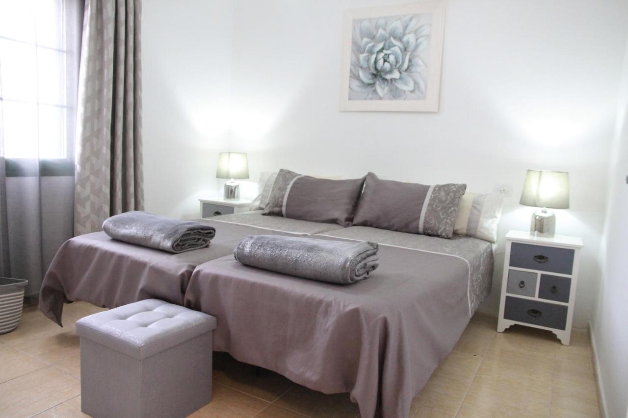Castillo Holiday Apartment- Puerta Del Sol 245 カレタ・デ・フステ エクステリア 写真